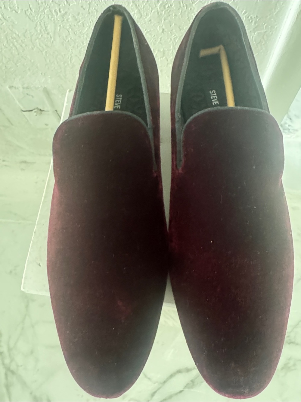 Steve Madden Men's Burgundy Velvet Slip On Loafers